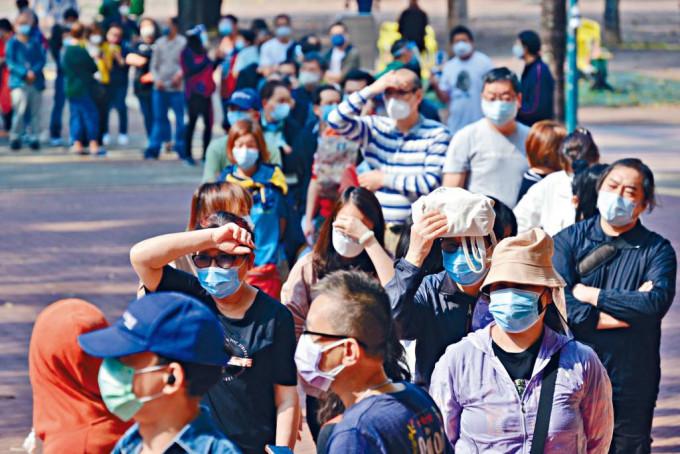 楊潤雄籲學校安排學生打針 星島日報 楊潤雄籲學校安排學生打針 星島日報