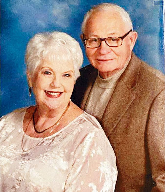 白宮前遭雷擊釀4死包括威州一對老夫婦 星島日報 白宮前遭雷擊釀4死包括威州一對老夫婦 星島日報